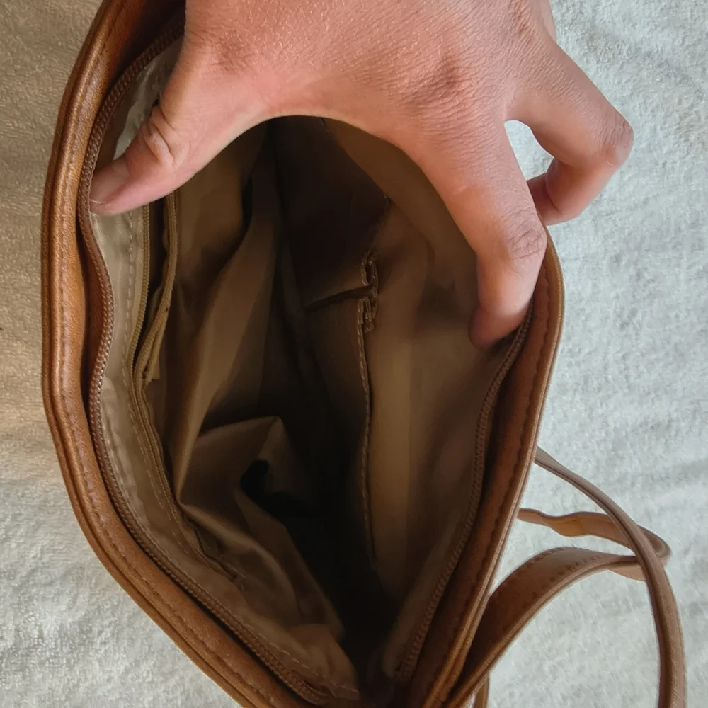 MultiSac Brown Crossbody Bag - Picture 4 of 4